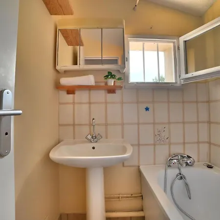 Le Douhet 1 By Interhome Semesterbostad